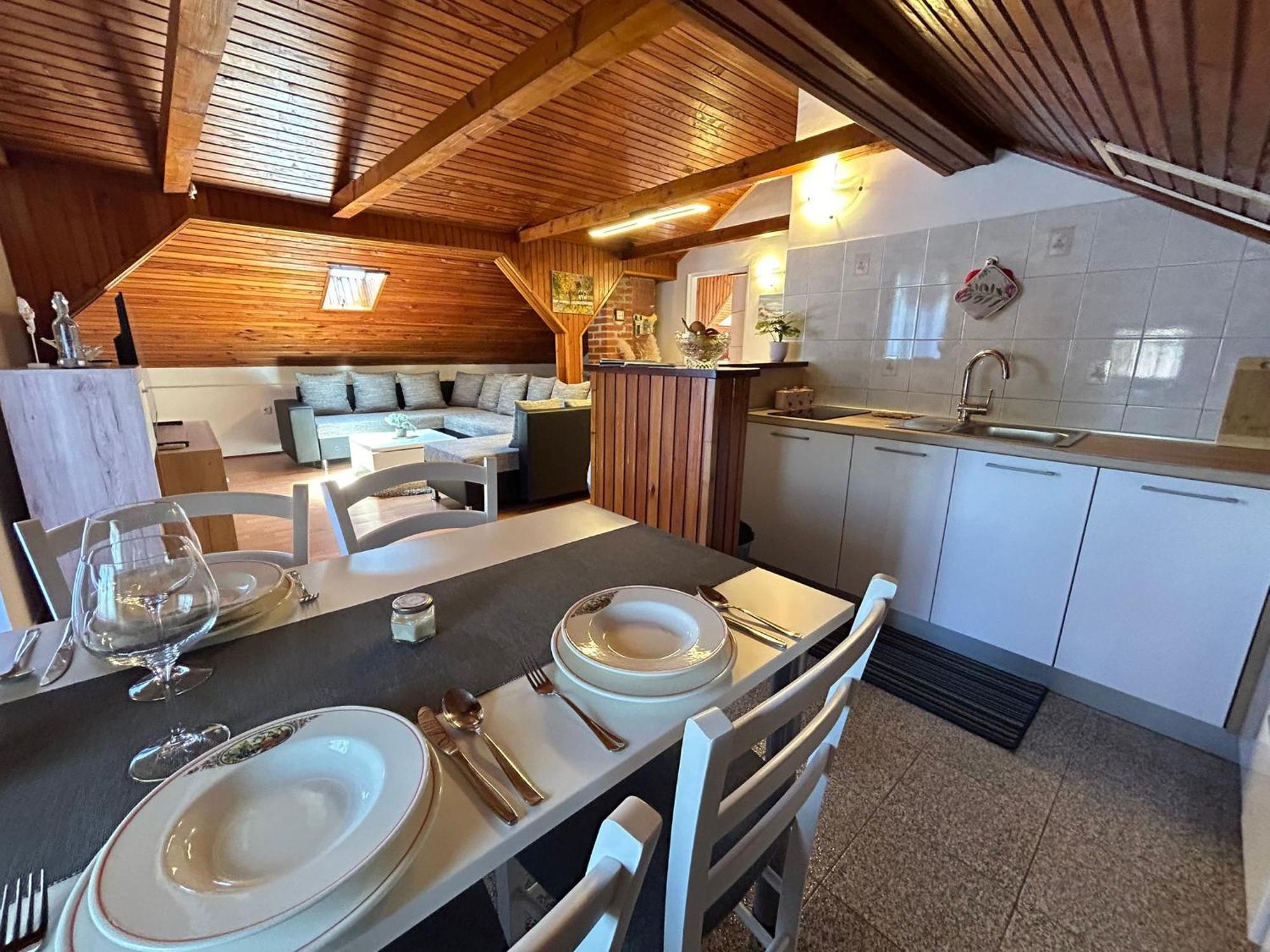Apartment Milena 브르토니글라 외부 사진